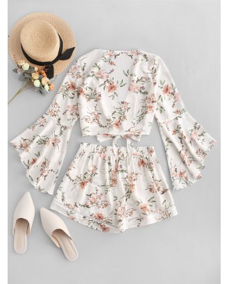  Flare Sleeves Floral Print Knotted Two Pieces Suit - White M
